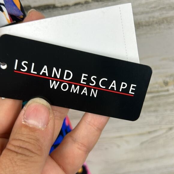 Island Escape Women’s Plus 18 Floral Underwire Floral Tankini Swim Top NEW - Picture 4 of 6